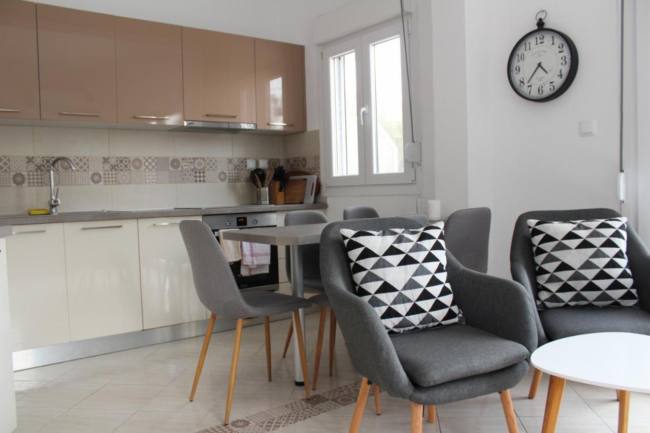 Pares Comfort Apartment Nea Karvali Eksteriør bilde